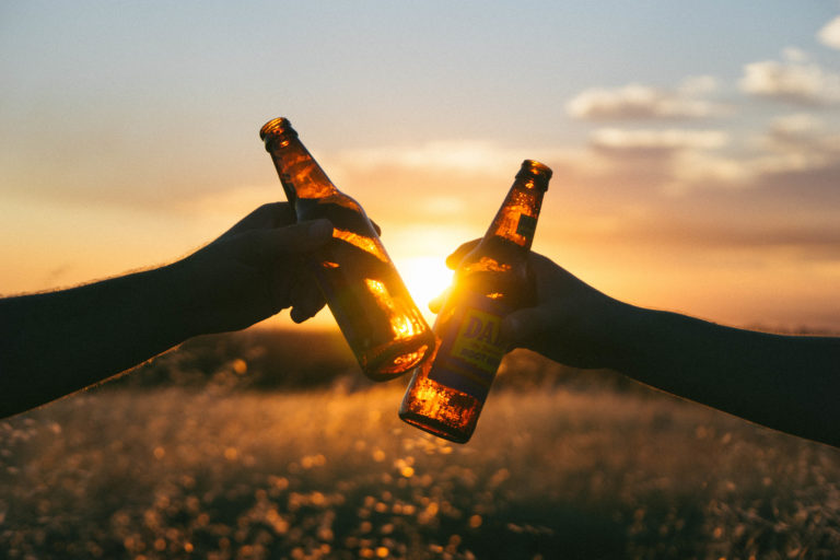 Everything you Ever Wanted to Know About Gluten & Beer PLUS Your Go-To List for Gluten-Free Beer